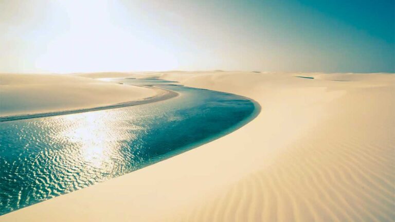 Saudi Arabia is Building the Longest River in the Desert